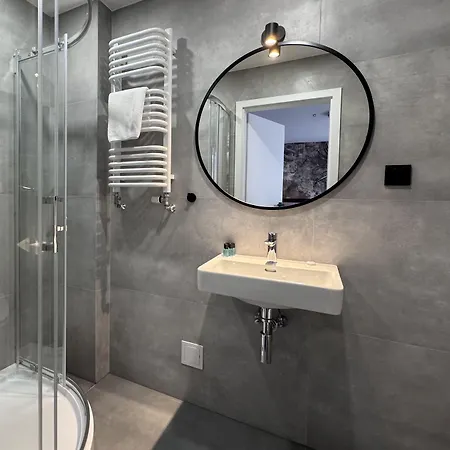 Cube House Apartment